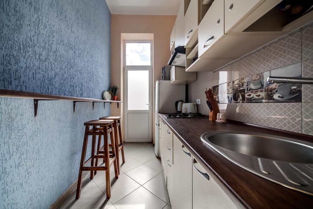 Modern 2Br Apartment In Central Leopoli Esterno foto
