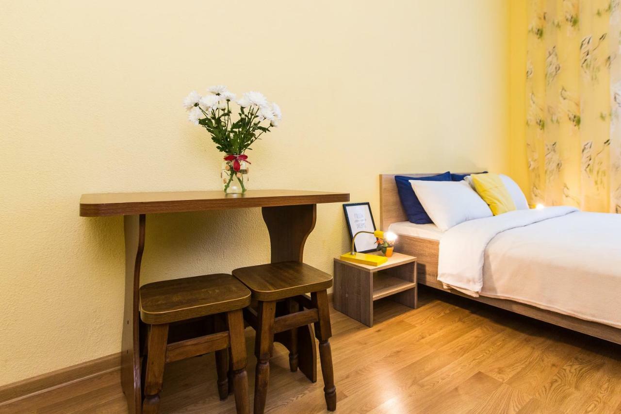 Modern 2Br Apartment In Central Leopoli Esterno foto